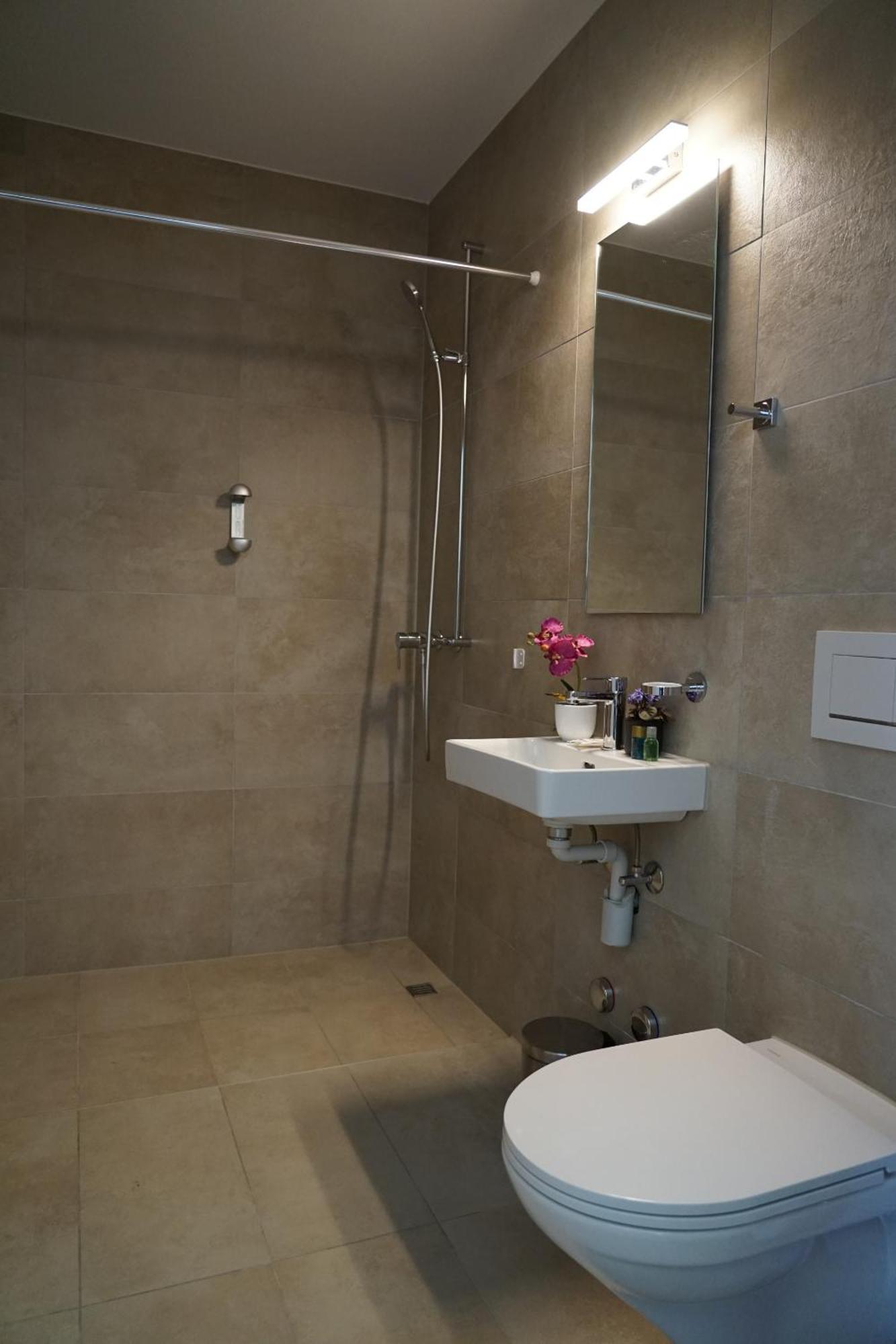 Perron 10 Centra Hotel Winterthur Ngoại thất bức ảnh