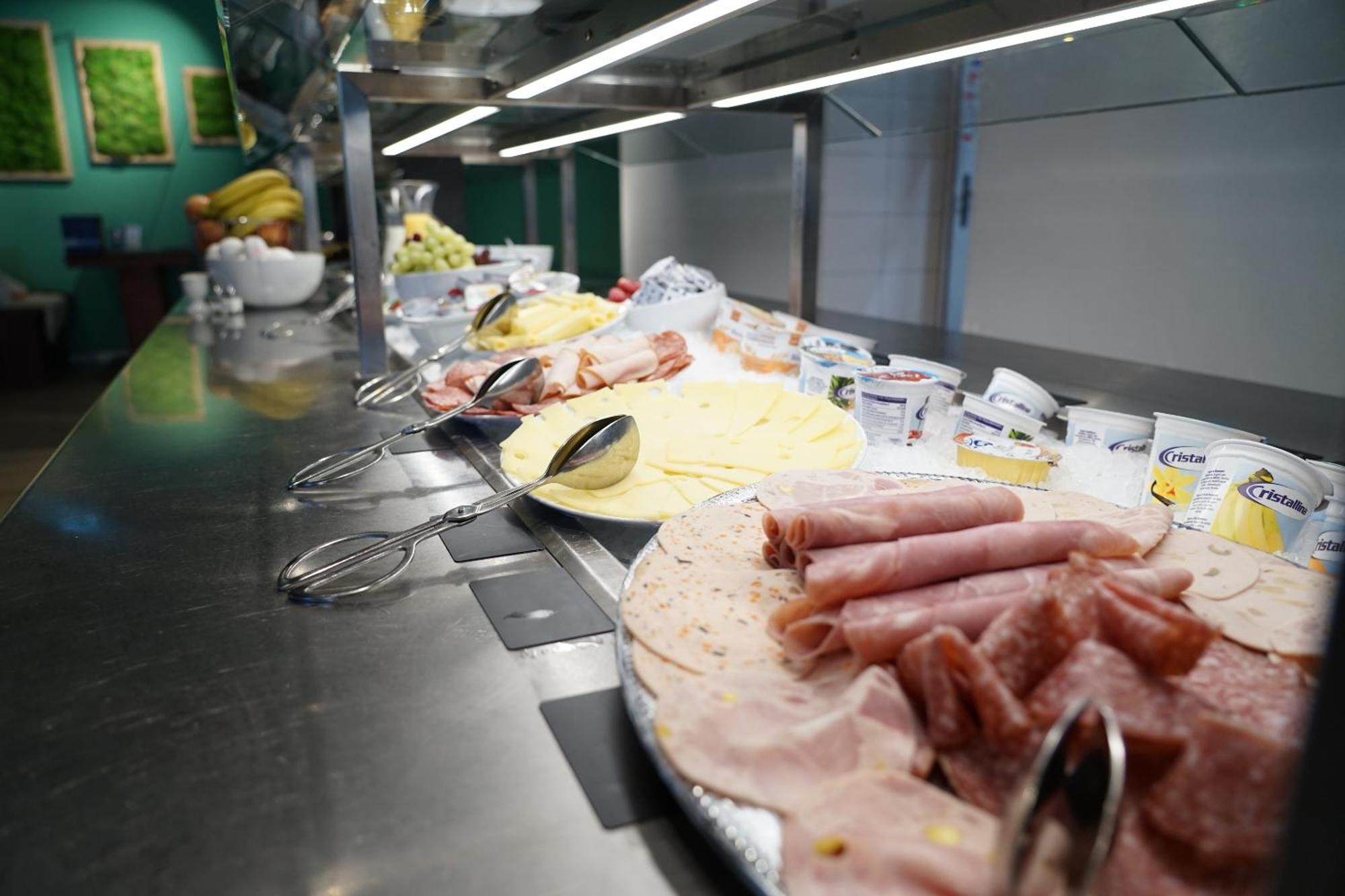 Perron 10 Centra Hotel Winterthur Ngoại thất bức ảnh